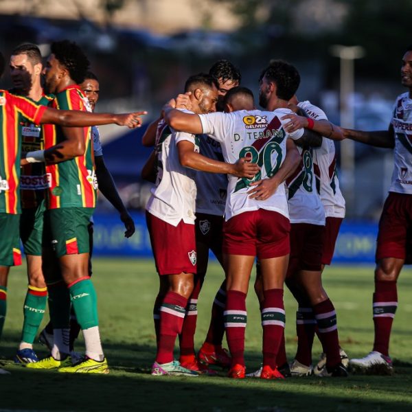 Fluminense vence o Sampaio Corrêa em jogo de ida da 3ª fase da Copa do Brasil