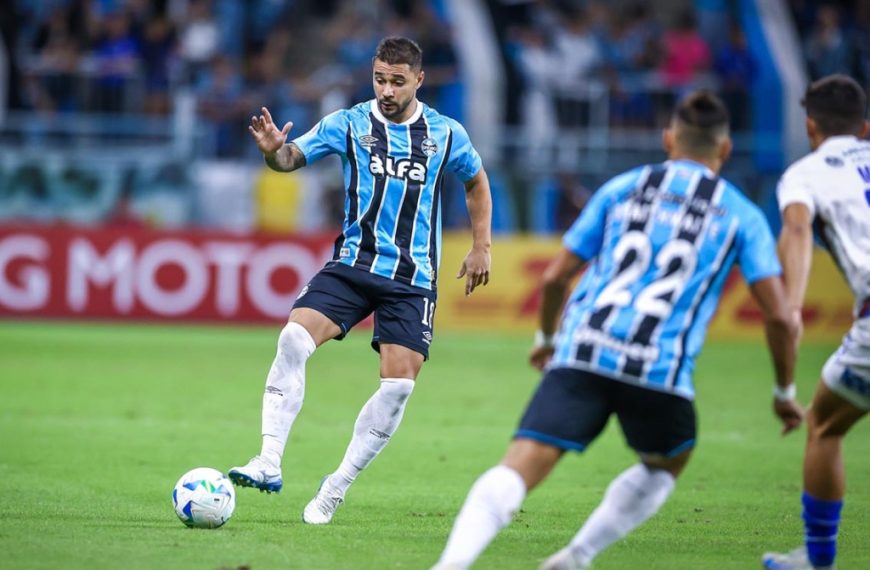 Grêmio empata com Godoy Cruz e precisa de combinações para avançar na Sul-Americana