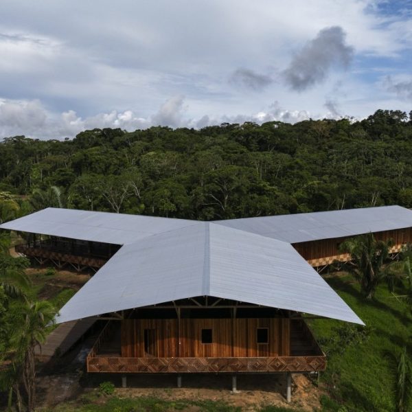 Projeto da Aldeia Sagrada Yawanawa é destaque na Bienal de Arquitetura, em Veneza