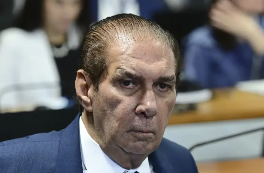 Senador Jader Barbalho tem alta hospitalar depois de 4 dias internado