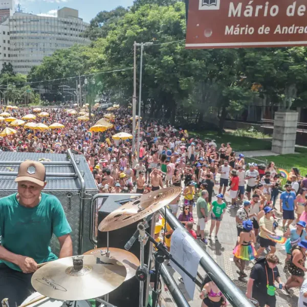 Centro de São Paulo tem axé e outras surpresas no domingo de carnaval