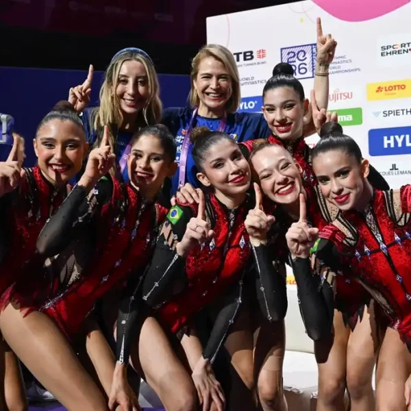 Brasil faz história e leva dois ouros no Mundial de ginástica rítmica