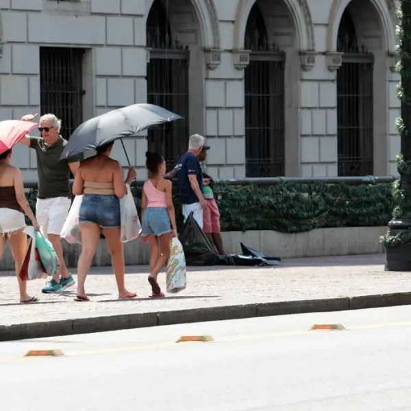 Inmet emite alerta de grande perigo por onda de calor no fim de semana