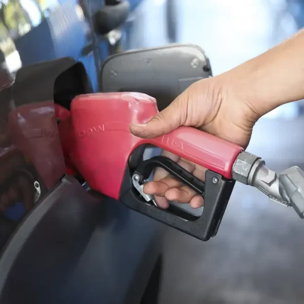 Fazenda mantém subsídio de R$ 2,12 ao óleo diesel