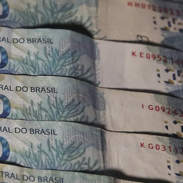 Entidades industriais e trabalhistas consideram tímida queda da Selic